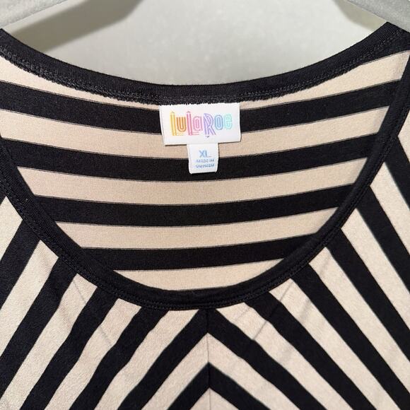 Lularoe Striped Top Tan/Black SZ XL ~B1 - Picture 2 of 3
